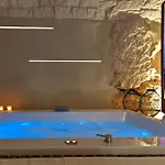 Malolu Luxurysuite *