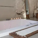 Malolu Luxurysuite *